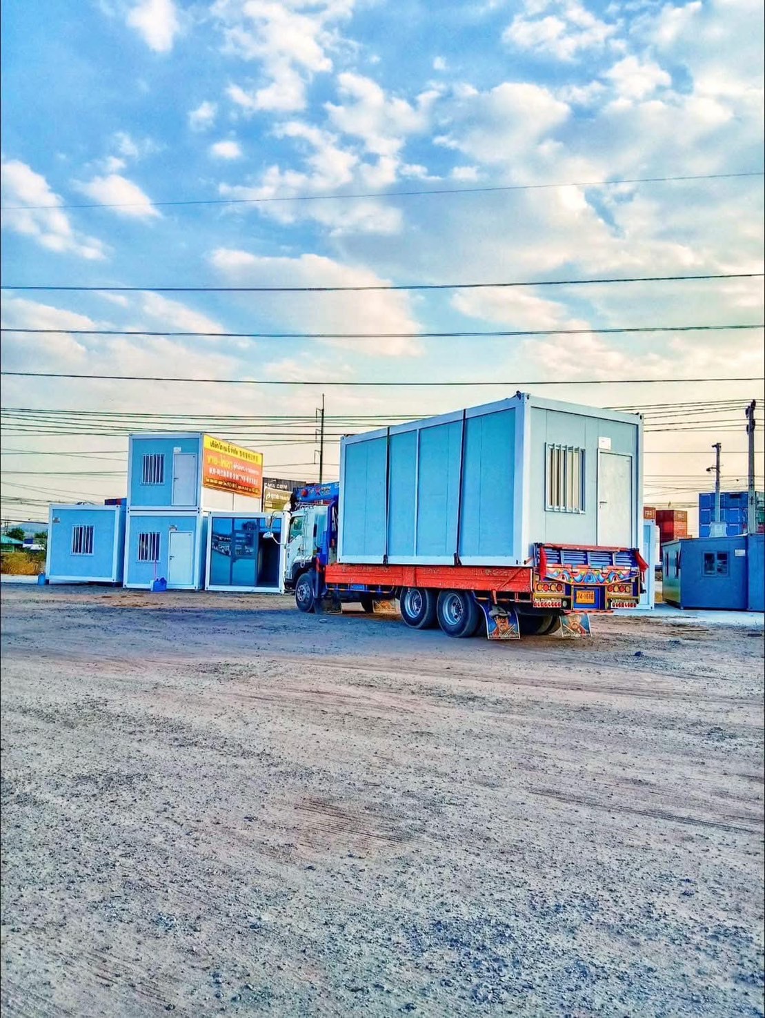 24 - https://รถเฮี้ยบชลบุรีให้เช่า.com | บริการรถเฮี๊ยบ รถเครน และรถกระเช้าทั่วชลบุรี ระยอง และทั่วไทย โดยทีมงานมืออาชีพ มั่นใจทุกโครงการด้วยมาตรฐานความปลอดภัยสูงสุด พร้อมใบ ปจ.2 และใบเซอร์