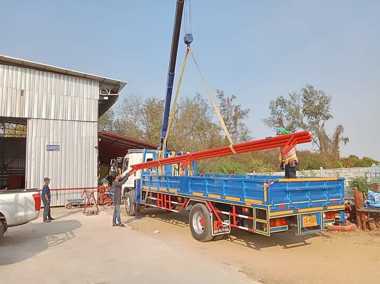 33 - https://รถเฮี้ยบชลบุรีให้เช่า.com | บริการรถเฮี๊ยบ รถเครน และรถกระเช้าทั่วชลบุรี ระยอง และทั่วไทย โดยทีมงานมืออาชีพ มั่นใจทุกโครงการด้วยมาตรฐานความปลอดภัยสูงสุด พร้อมใบ ปจ.2 และใบเซอร์