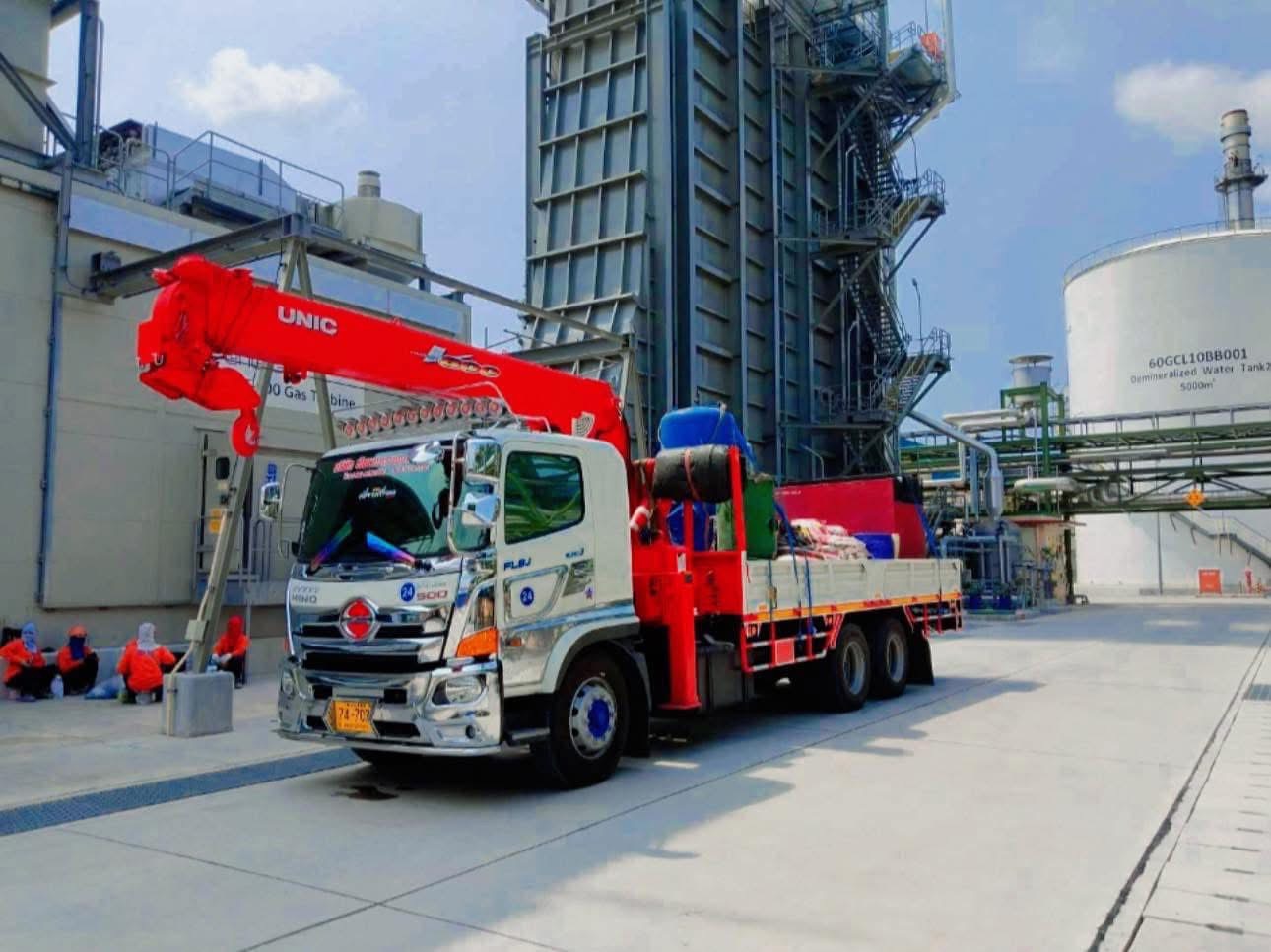 43 - https://รถเฮี้ยบชลบุรีให้เช่า.com | บริการรถเฮี๊ยบ รถเครน และรถกระเช้าทั่วชลบุรี ระยอง และทั่วไทย โดยทีมงานมืออาชีพ มั่นใจทุกโครงการด้วยมาตรฐานความปลอดภัยสูงสุด พร้อมใบ ปจ.2 และใบเซอร์