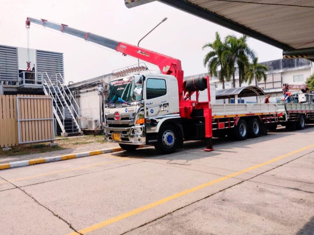 46 - https://รถเฮี้ยบชลบุรีให้เช่า.com | บริการรถเฮี๊ยบ รถเครน และรถกระเช้าทั่วชลบุรี ระยอง และทั่วไทย โดยทีมงานมืออาชีพ มั่นใจทุกโครงการด้วยมาตรฐานความปลอดภัยสูงสุด พร้อมใบ ปจ.2 และใบเซอร์