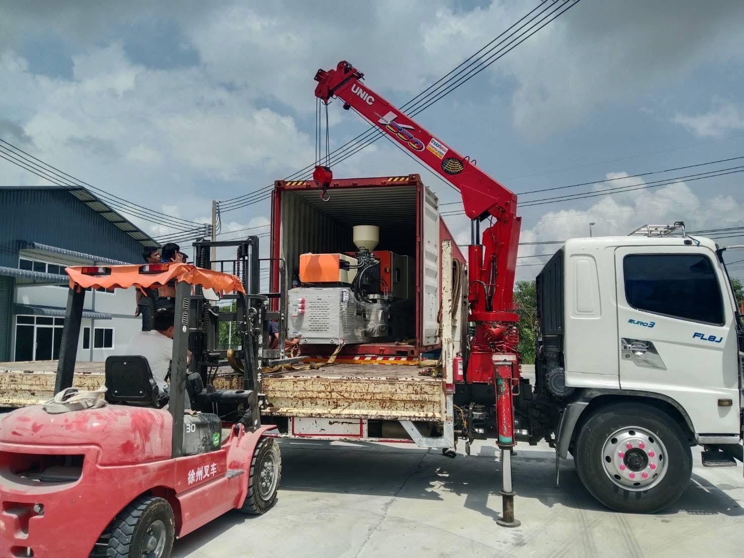 56 - https://รถเฮี้ยบชลบุรีให้เช่า.com | บริการรถเฮี๊ยบ รถเครน และรถกระเช้าทั่วชลบุรี ระยอง และทั่วไทย โดยทีมงานมืออาชีพ มั่นใจทุกโครงการด้วยมาตรฐานความปลอดภัยสูงสุด พร้อมใบ ปจ.2 และใบเซอร์