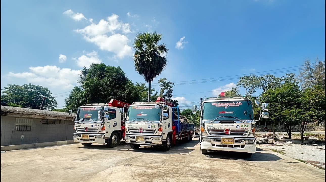 58 - https://รถเฮี้ยบชลบุรีให้เช่า.com | บริการรถเฮี๊ยบ รถเครน และรถกระเช้าทั่วชลบุรี ระยอง และทั่วไทย โดยทีมงานมืออาชีพ มั่นใจทุกโครงการด้วยมาตรฐานความปลอดภัยสูงสุด พร้อมใบ ปจ.2 และใบเซอร์