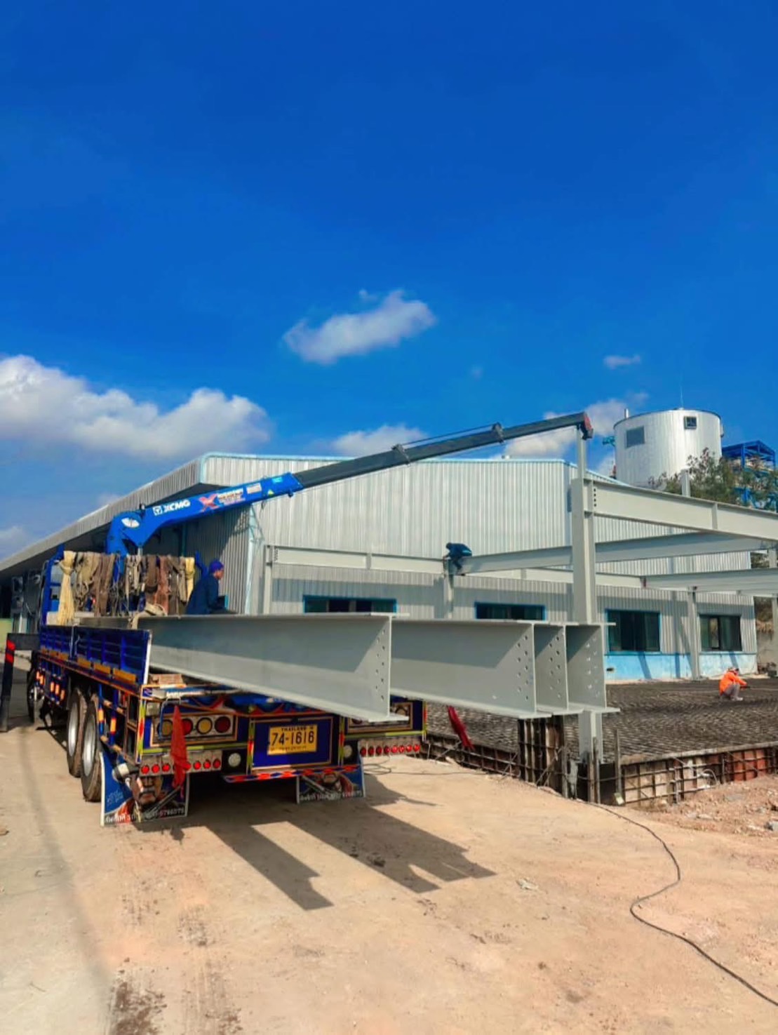 72 - https://รถเฮี้ยบชลบุรีให้เช่า.com | บริการรถเฮี๊ยบ รถเครน และรถกระเช้าทั่วชลบุรี ระยอง และทั่วไทย โดยทีมงานมืออาชีพ มั่นใจทุกโครงการด้วยมาตรฐานความปลอดภัยสูงสุด พร้อมใบ ปจ.2 และใบเซอร์